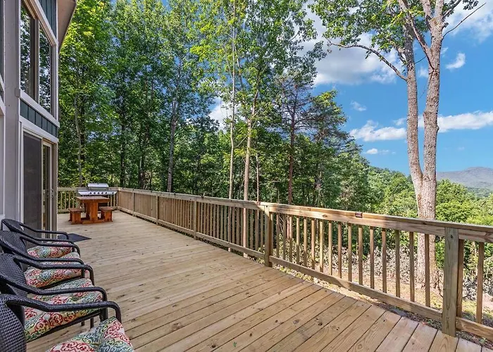 Forest Ridge Cabin - Hot Tub, Wi-Fi, National Park 15 Min, Fire Pit