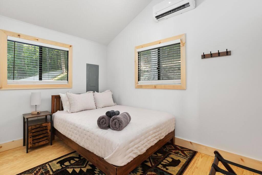 Holiday home Forest Ridge - Hot Tub, Wi-fi, National Park 15 Min, Fire Pit *