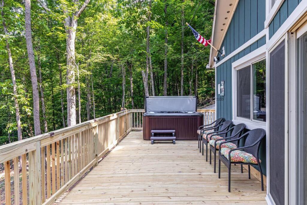 Holiday home Forest Ridge - Hot Tub, Wi-fi, National Park 15 Min, Fire Pit *